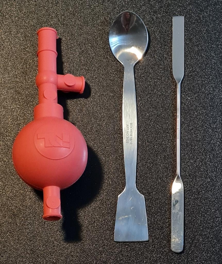 Labomateriaal: Sicherheits-Pipettierball, spatel, lepel, Ophalen of Verzenden, Zo goed als nieuw