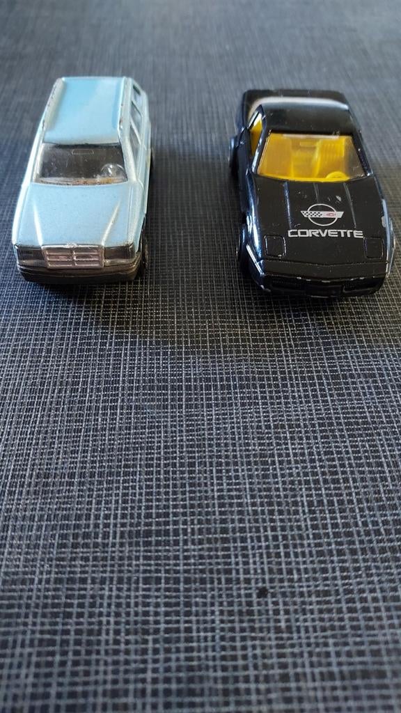 Majorette  Chevrolet Corvette, Mercedes 300 TE, Kinderen en Baby's, Speelgoed |Speelgoedvoertuigen, Ophalen, Zo goed als nieuw