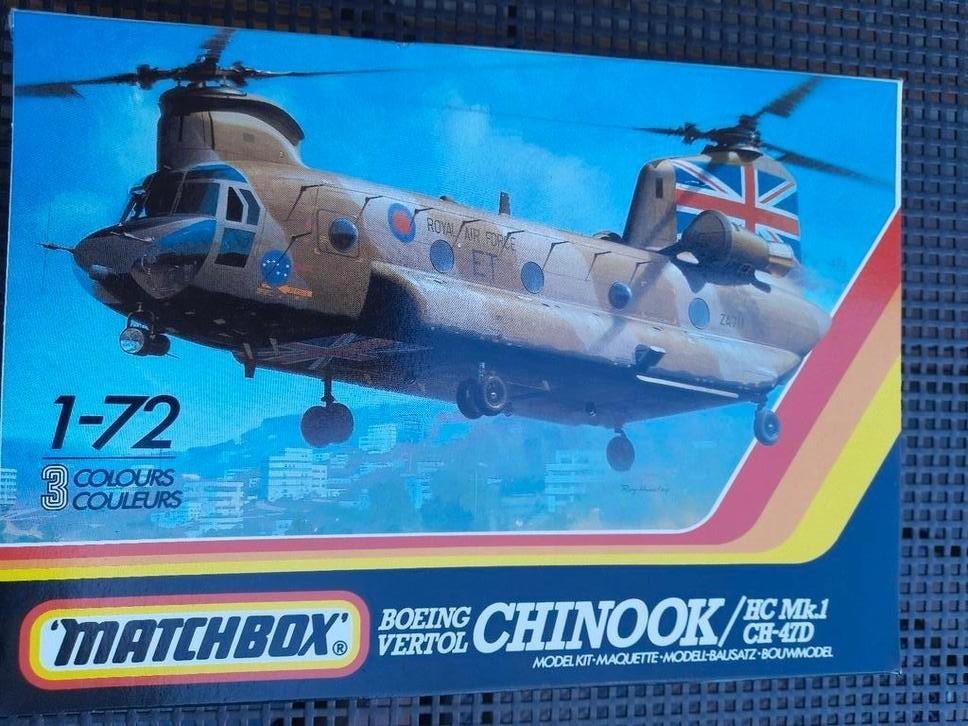 CHINOOK BOEING HELICOPTER 1/72 KIT MATCHBOX *NOUVEAU*, Neuf, Autres marques, Enlèvement, 1:72 à 1:144