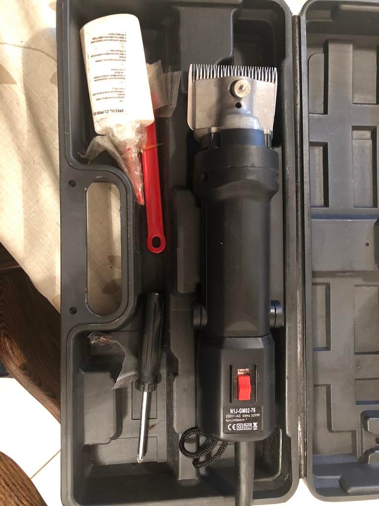 Paarden scheermachine, Dieren en Toebehoren, Ophalen, Zo goed als nieuw