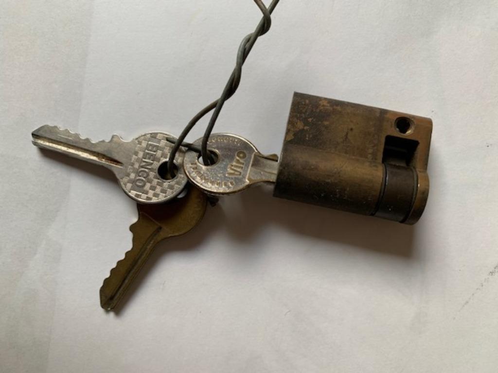 serrures à cylindre, Bricolage & Construction, Serrurerie de bâtiment & Dispositif de fermeture, Utilisé, Clé, Cuivre ou Laiton