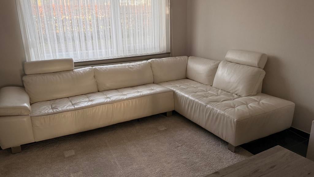 Fauteuil d'angle en cuir blanc - moderne et confortable, Maison & Meubles, Canapés | Coins salons complets, Comme neuf, Cuir, Enlèvement