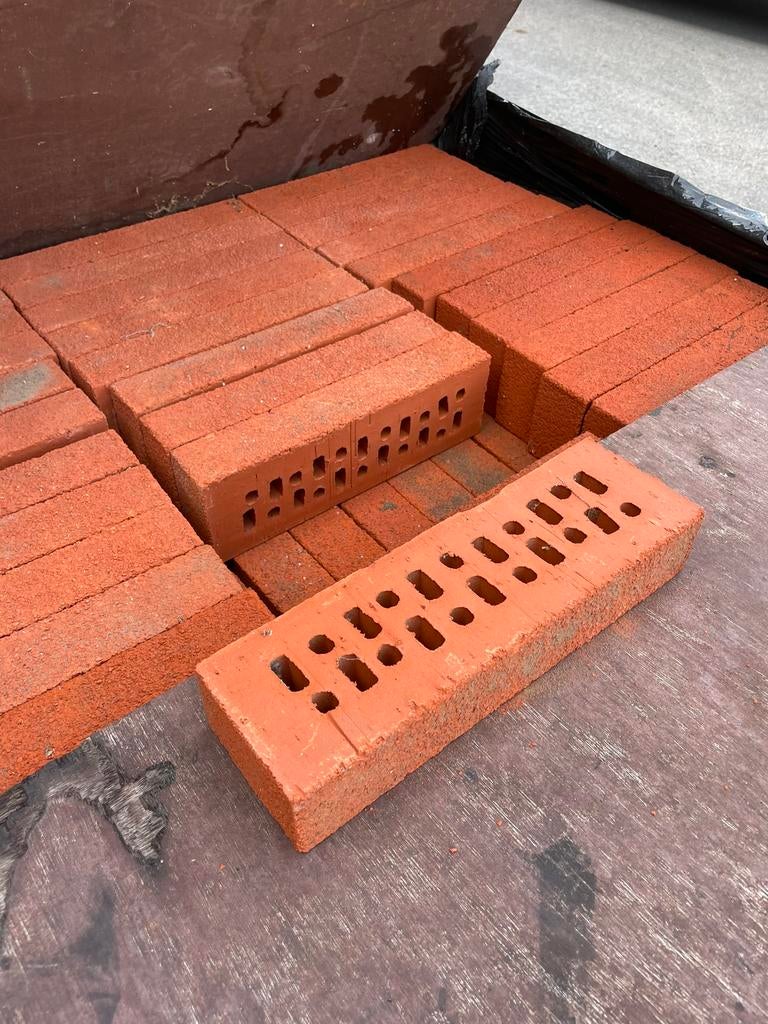 gevelsteen Quirynen Rocher rood strengpers 29/9/5 Wienerberg, Enlèvement, Neuf, Briques