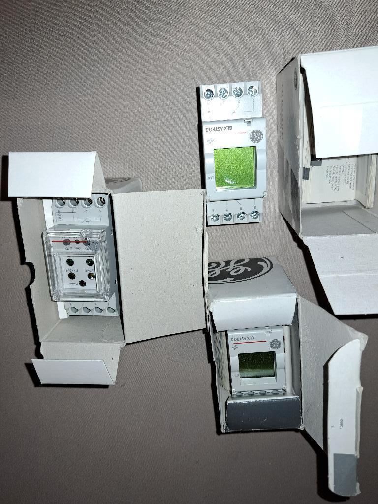 Galax GLX Astro 2 Digitale schakelklok + kanaaluitbreiding, Doe-het-zelf en Bouw, Ophalen of Verzenden, Nieuw