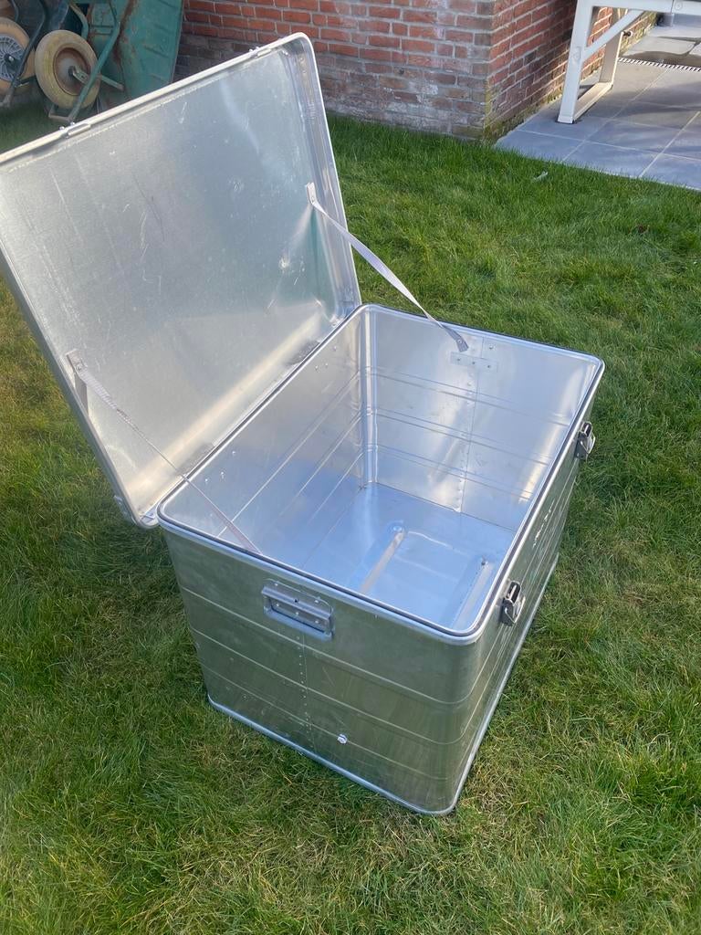 Aluminium kist zeer stevig en licht. Dichting in deksel, Doe-het-zelf en Bouw, Kratten en Dozen, Ophalen, Zo goed als nieuw, Overige typen