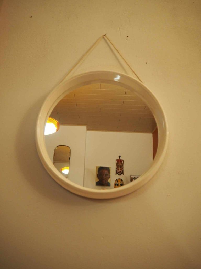 Ronde spiegel uit de Space Age, 1970s, Enlèvement, Comme neuf, Rond, Moins de 50 cm