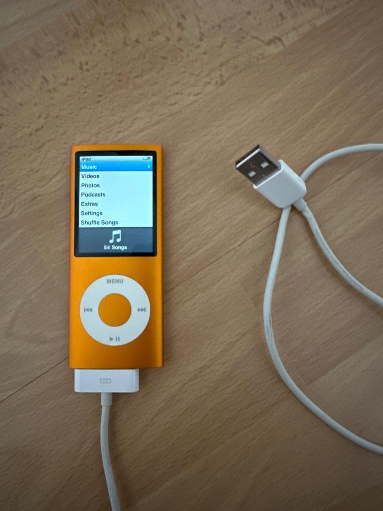 Ipod Nano 8gb, Audio, Tv en Foto, Mp3-spelers | Apple iPod, Ophalen, Gebruikt, Oranje, Nano