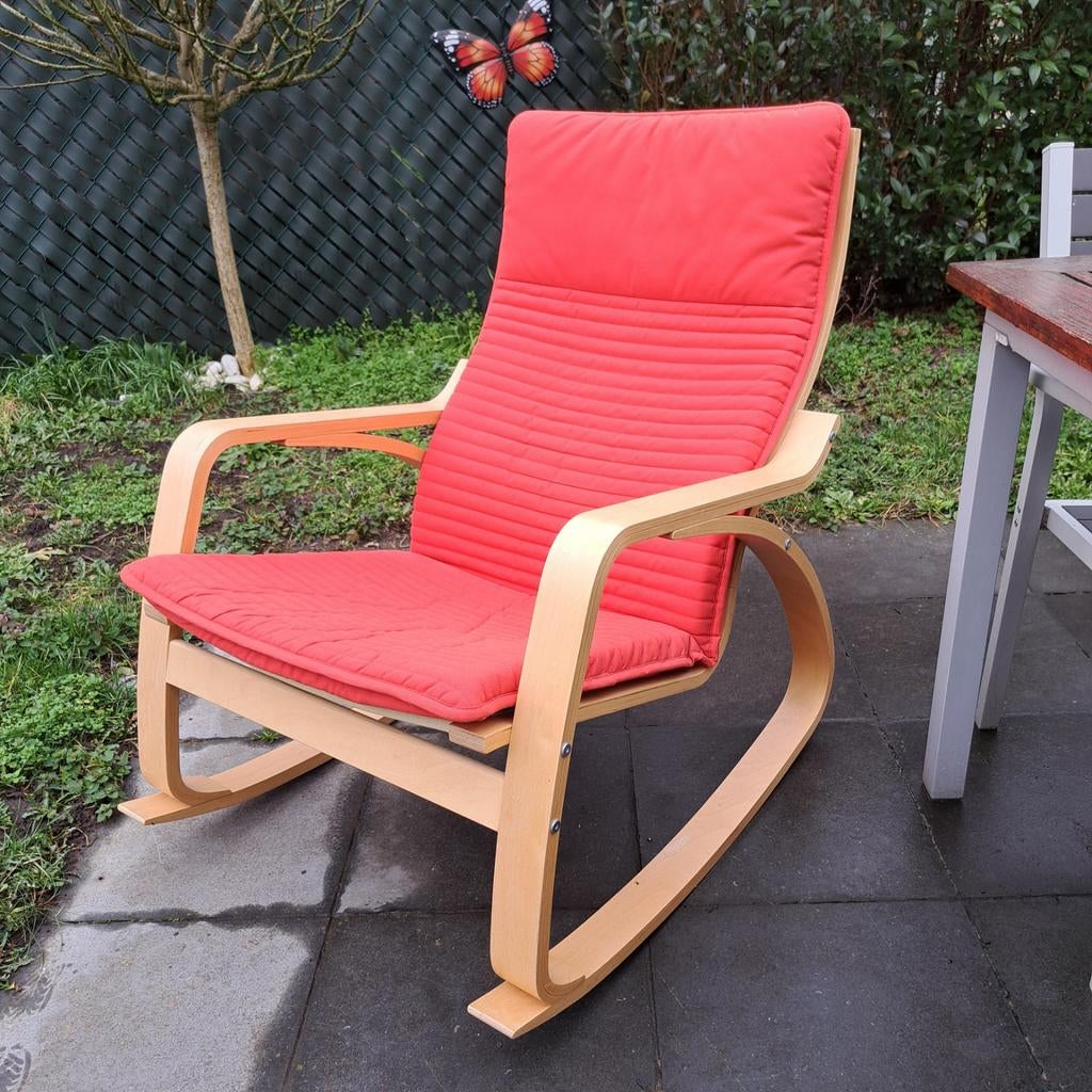 IKEA schommelstoel rood, in prima staat, Enlèvement