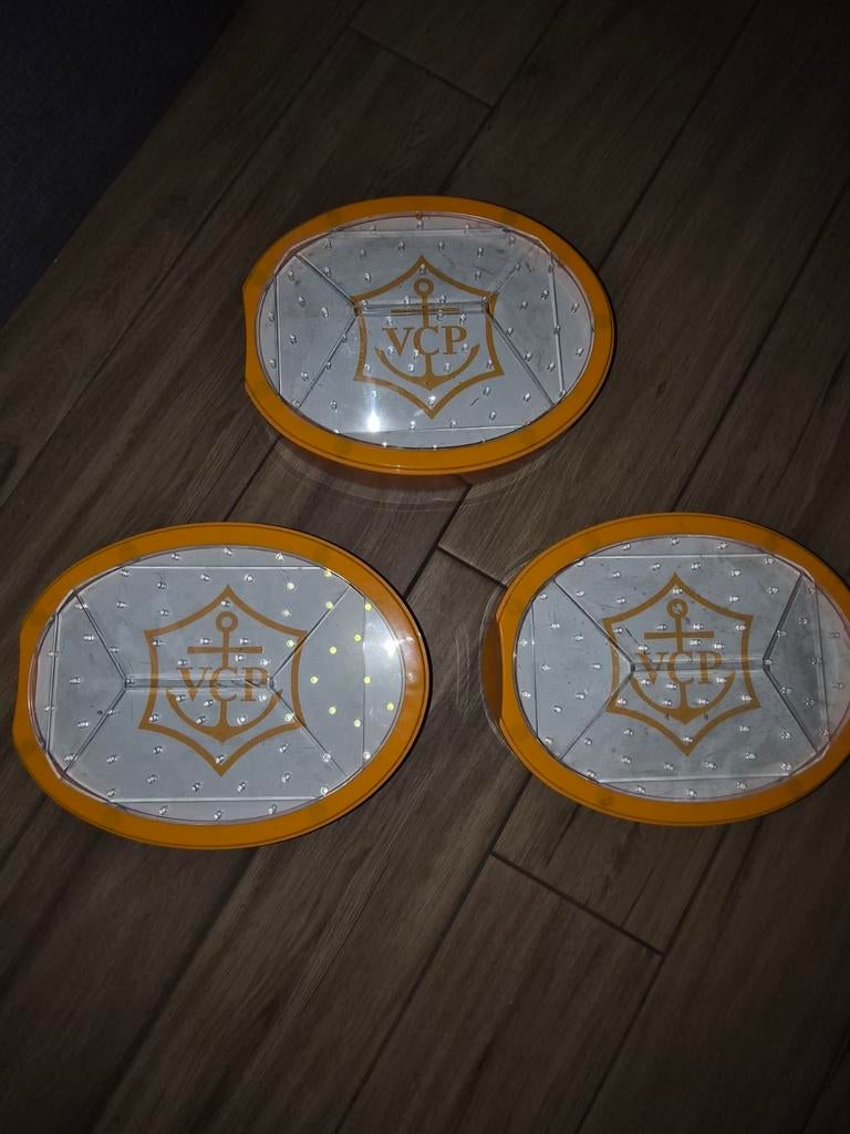 Plateau lumineux LED Veuve Clicquot – Décoration événementie, Enlèvement ou Envoi