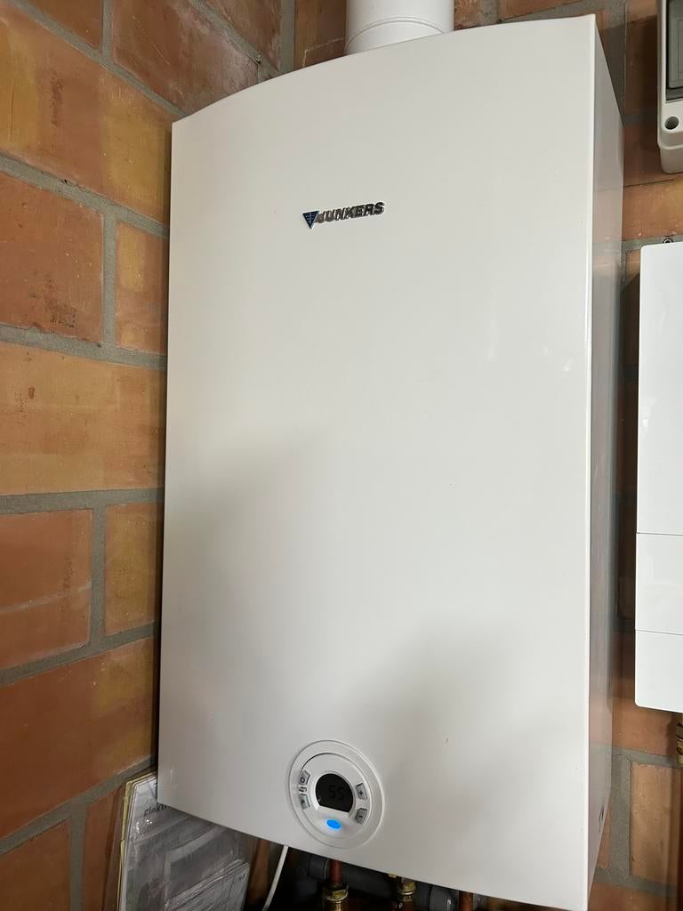Junkers AME CelsiusPur WTD-27 gasdoorstromer (CV+sanitair), Doe-het-zelf en Bouw, Chauffageketels en Boilers, Ophalen, Gebruikt