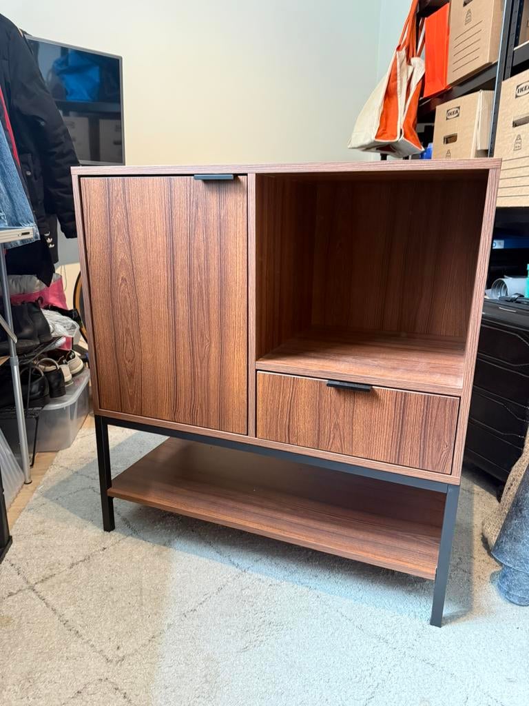 Walnootkleurige Houten Dressoir Sweeek, Huis en Inrichting, Kasten | Dressoirs, Ophalen, 100 tot 150 cm, Overige materialen, Vintage