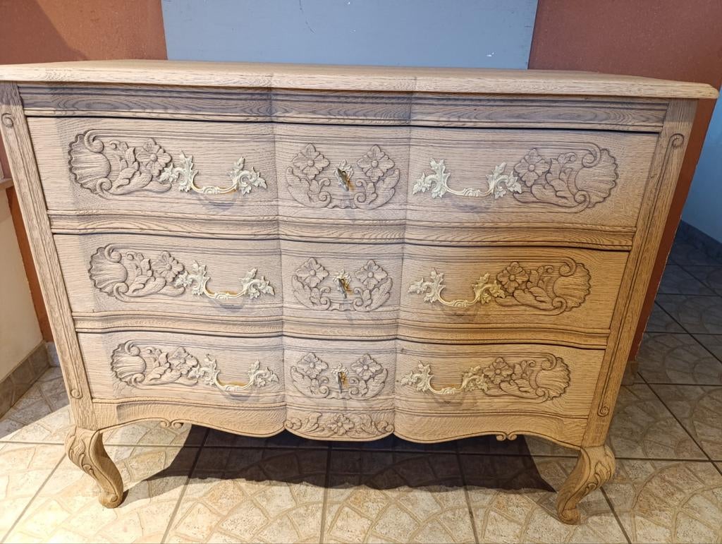 commode en chêne aérogommer, Maison & Meubles, Armoires | Commodes, Chêne