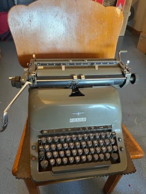 Adler Universal Office Typemachine jaren '60, Diversen, Typemachines, Ophalen, Gebruikt