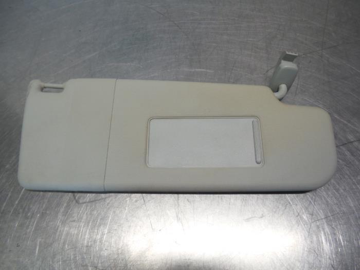 Zonneklep van een Volkswagen Polo (Polo 01-), Gebruikt, -, Volkswagen, -