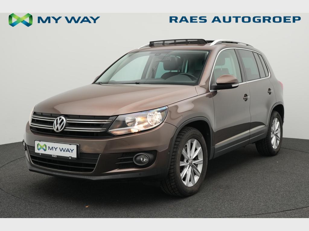 Volkswagen Tiguan Tiguan 1.4 TSI Sport & Style BMT, Auto's, Bruin, 152 g/km, Handgeschakeld, SUV of Terreinwagen