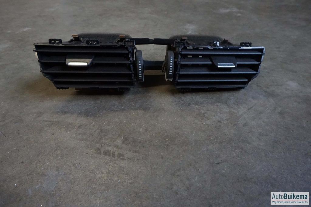 Origineel Bmw 2 Serie F45 ventilatie rooster, Auto-onderdelen, -, -, Nieuw, Ophalen of Verzenden
