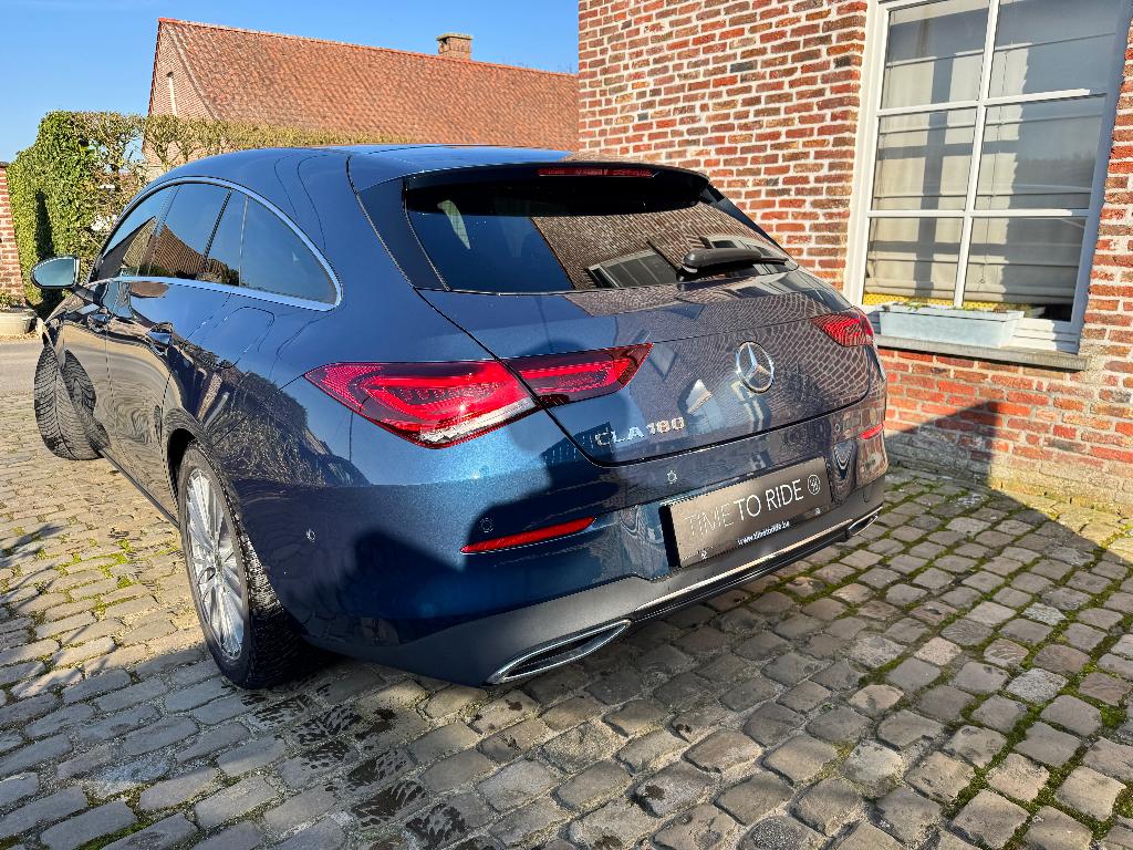 Mercedes CLA Shooting Brake Luxury Edition, Auto's, Mercedes-Benz, CLA, 1440 kg, Blauw, Leder