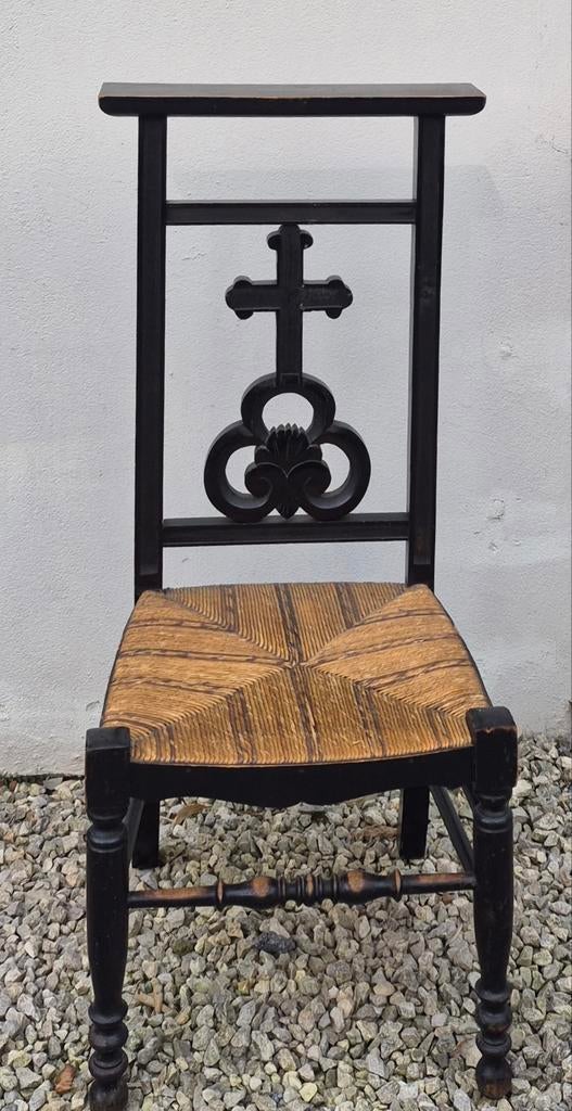 Chaise prière ancienne prie Dieu bois noirci  assise paille, Antiquités & Art