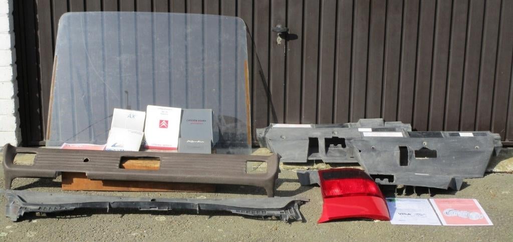 Pièces pour voitures anciennes Citroën - DERNIÈRES PIÈCES, Enlèvement, Avant, Citroën, Capot moteur