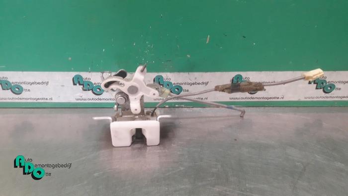 Mécanique de verrouillage hayon d'un Daihatsu Cuore (Cuore, Daihatsu, -, 3 mois de garantie, Utilisé