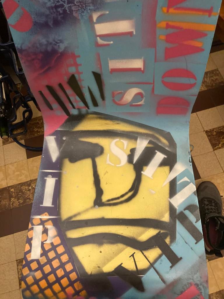 Stoel Herman Brood, Ophalen