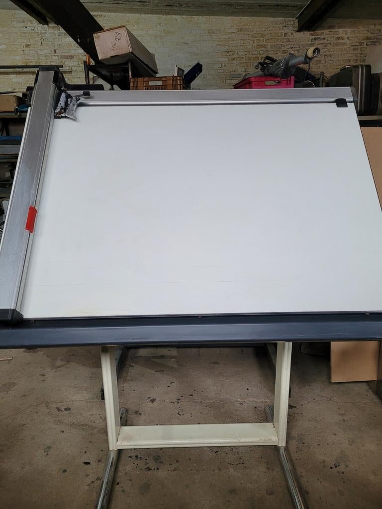 Table de dessin occasion, Enlèvement