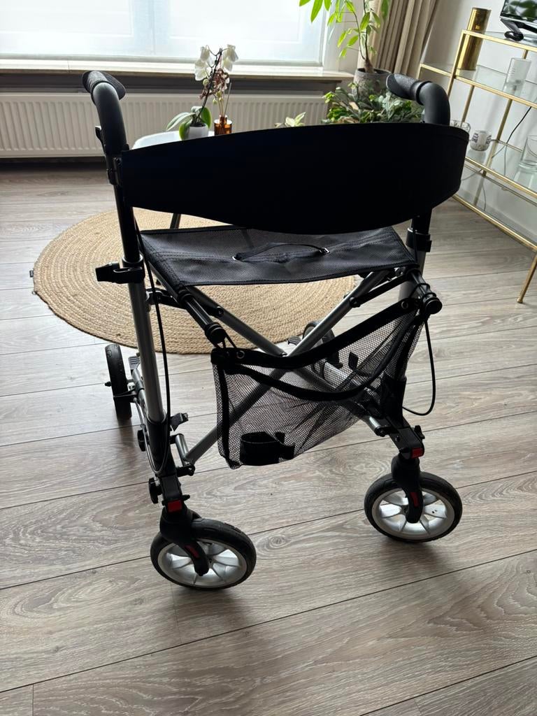 Déambulateur - taille réglable, Enlèvement, Comme neuf