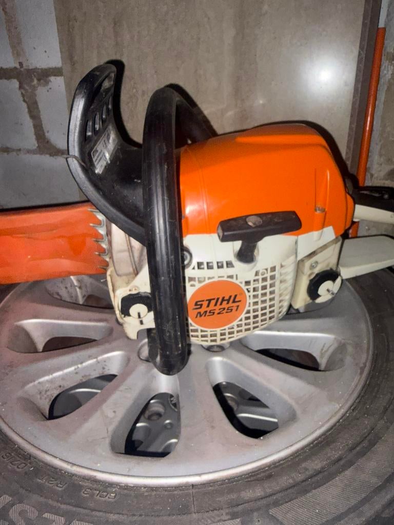 Sthil ms251, Jardin & Terrasse, Outils à main, Enlèvement ou Envoi, Comme neuf