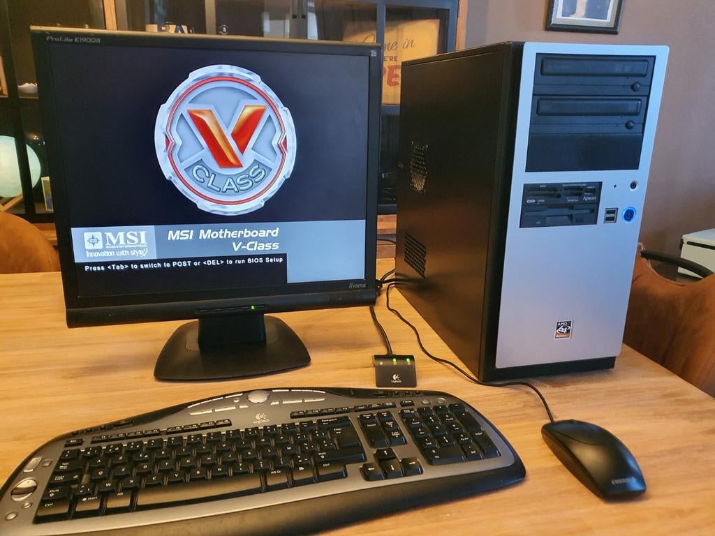 Amd64 setup Msi V2, Informatique & Logiciels, Ordinateurs Vintage, Enlèvement