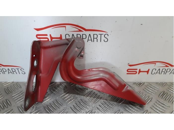 Charnière capot d'un Seat Ibiza, Autos : Pièces & Accessoires, -, 3 mois de garantie, Utilisé, -