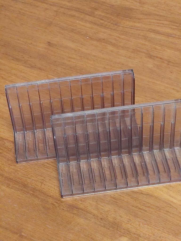 RANGEMENT/RACK CASSETTES, Ophalen of Verzenden, Gebruikt, 2 t/m 25 bandjes, Accessoires