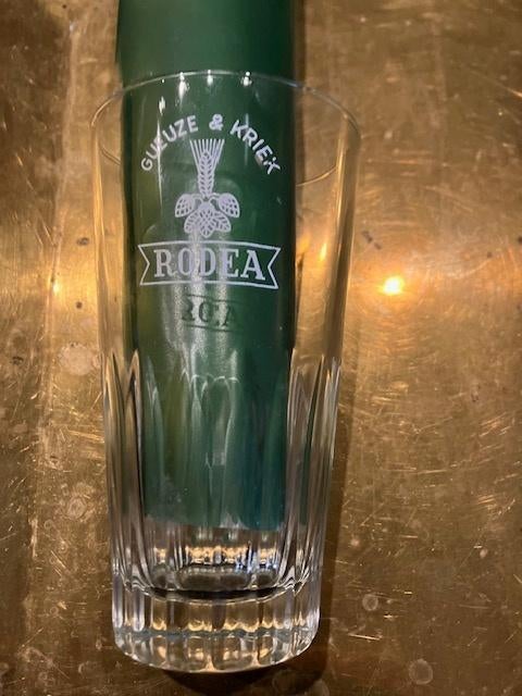 VERRE DE GUEUZE KRIEK DE LA BRASSERIE RODEA 33 CL H : 15 CM, Collections, Enlèvement ou Envoi, Comme neuf, Verre à bière