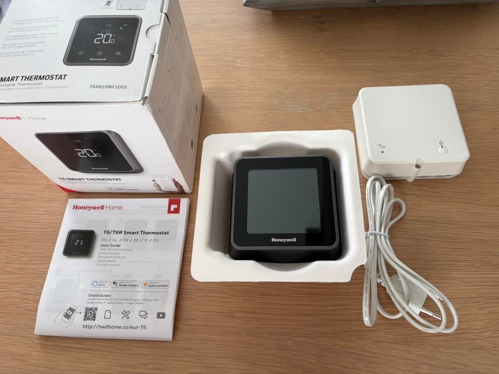 HONEYWELL T6 smart thermostaat, Doe-het-zelf en Bouw, Ophalen of Verzenden, Zo goed als nieuw