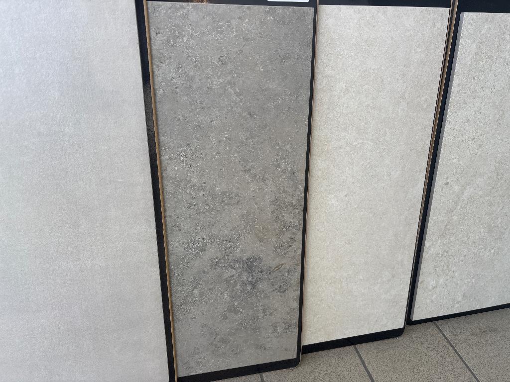 Vente de carrelages, châssis, portes intérieures, Bricolage & Construction, Châssis & Portes coulissantes, Neuf, Enlèvement, Autres types