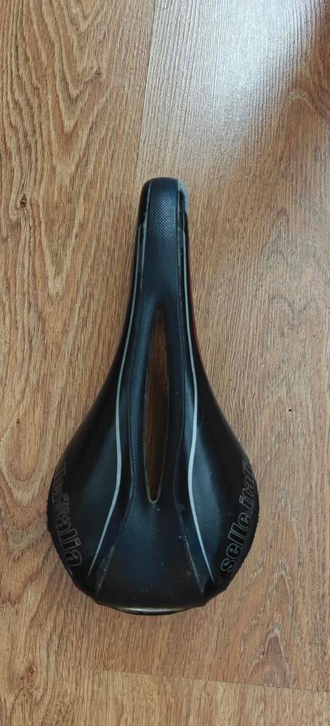 Selle Italia Kevlar, Fietsen en Brommers, Fietsonderdelen, Ophalen, Zadel
