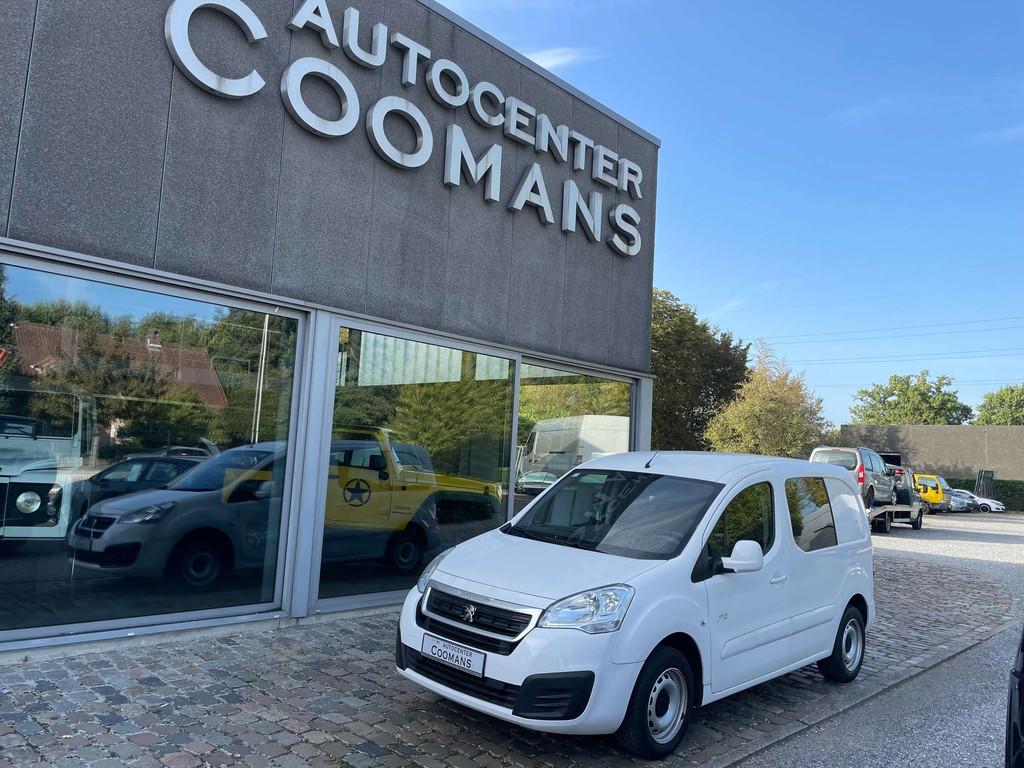 Peugeot Partner 1.6Hdi (bj 2017), Auto's, Voorwielaandrijving, https://public.car-pass.be/vhr/0b4323e7-56a7-441f-a2ac-e41f888c90a5