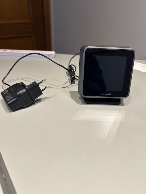 Thermostat intelligent Honeywell T 6R, Bricolage & Construction, Enlèvement ou Envoi, Thermostat intelligent, Utilisé