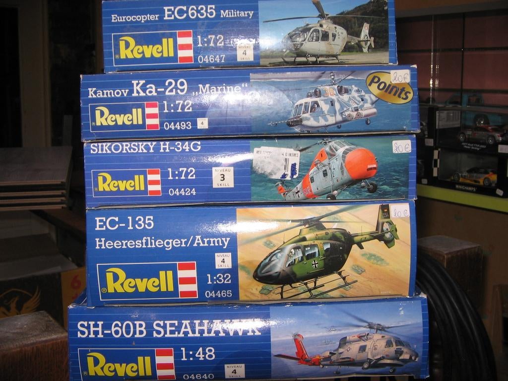 revelbouwdozen van helicopters, Hobby en Vrije tijd, Ophalen of Verzenden, Nieuw, Helikopter, Revell