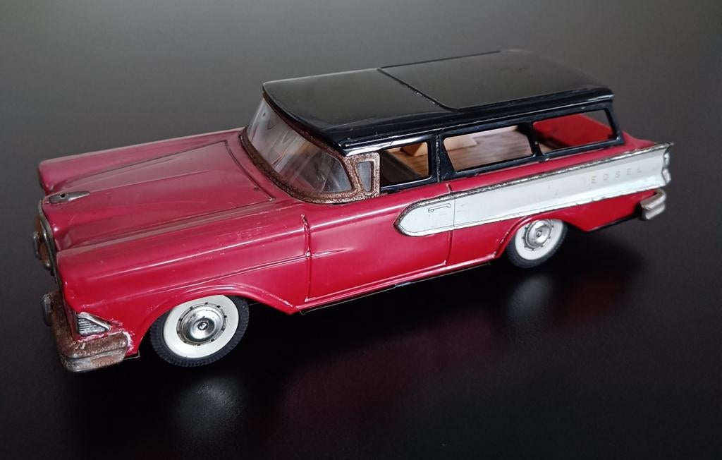 Oude blikken Ford Edsel Haji Japan., Ophalen of Verzenden