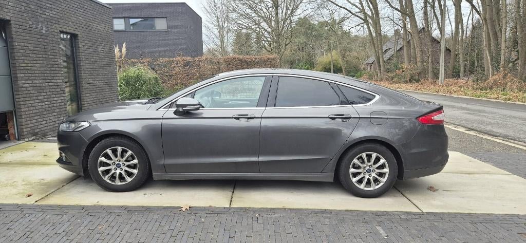 Ford Mondeo 2018 met  nieuwe distributieriem, Auto's, Ford, Voorwielaandrijving, 4 cilinders, Mondeo, Leder