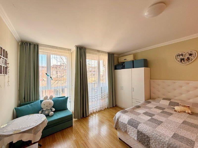 Studio met balkon in Melia Resort 6, Immo, Buitenland, Overig Europa, Appartement, Stad