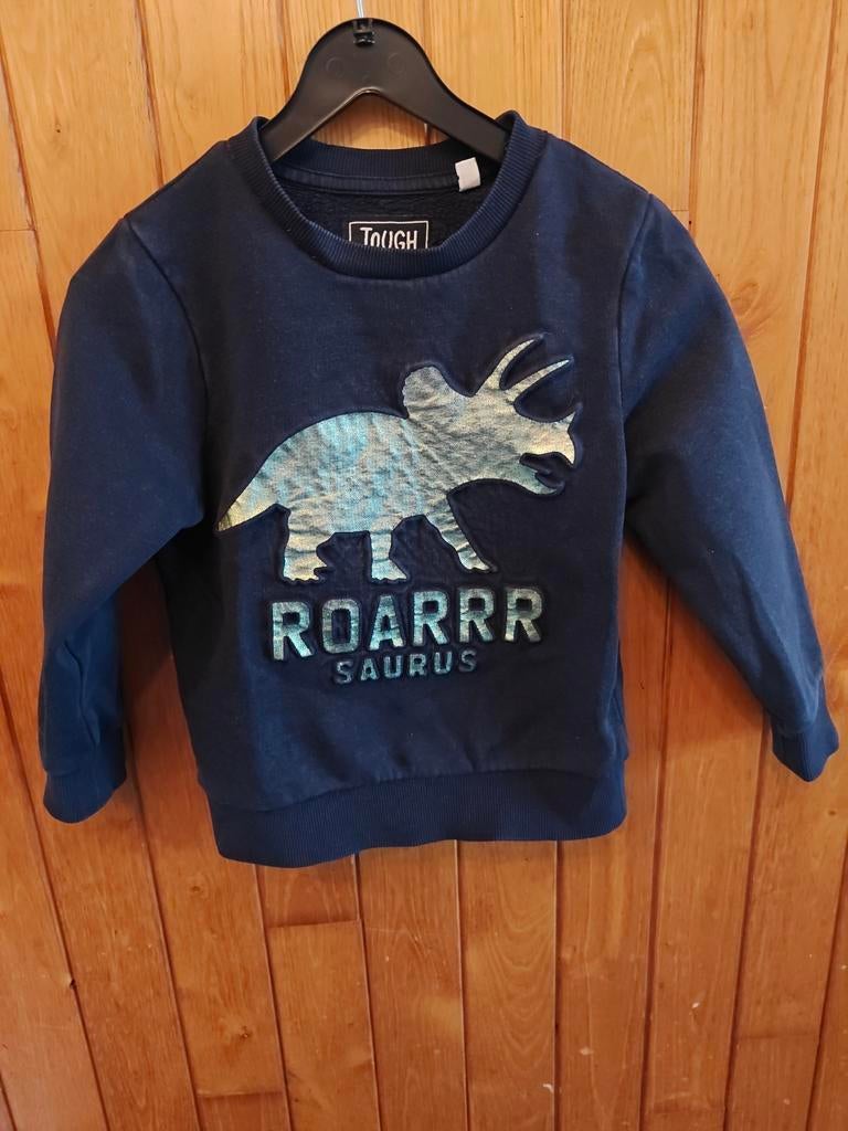 Sweater met dino print, Enfants & Bébés, Vêtements enfant | Taille 104, Garçon, C&A, Pull ou Veste, Comme neuf