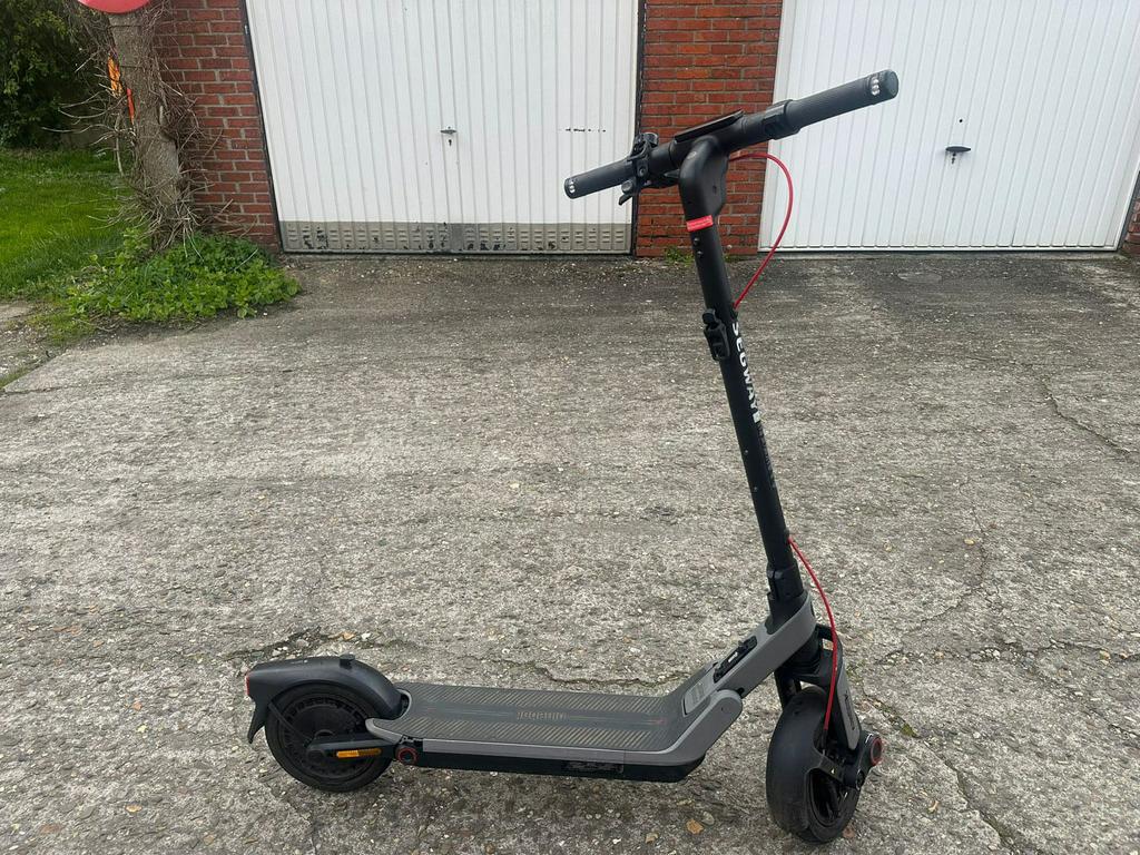Segway Ninebot E3 pro elektrisch, Ophalen of Verzenden, Nieuw, Elektrische step (E-scooter)