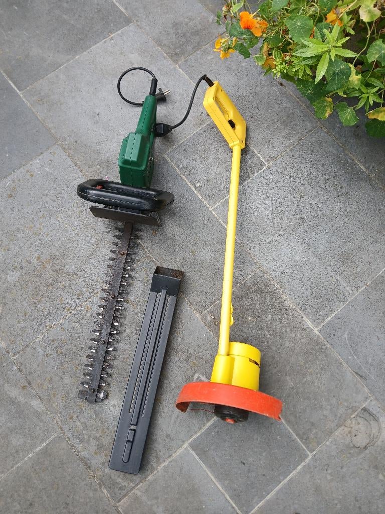 Petit coupe bordure et taille haie, Enlèvement, Utilisé, Électrique