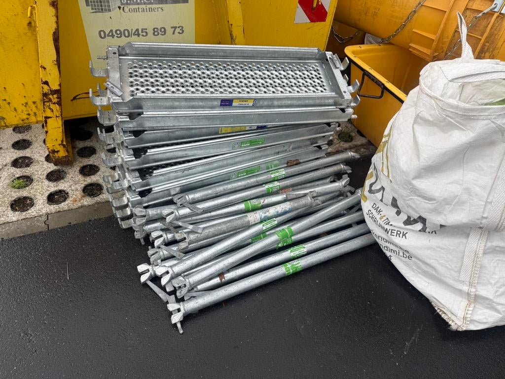 Stelling, Doe-het-zelf en Bouw, Ophalen, Zo goed als nieuw