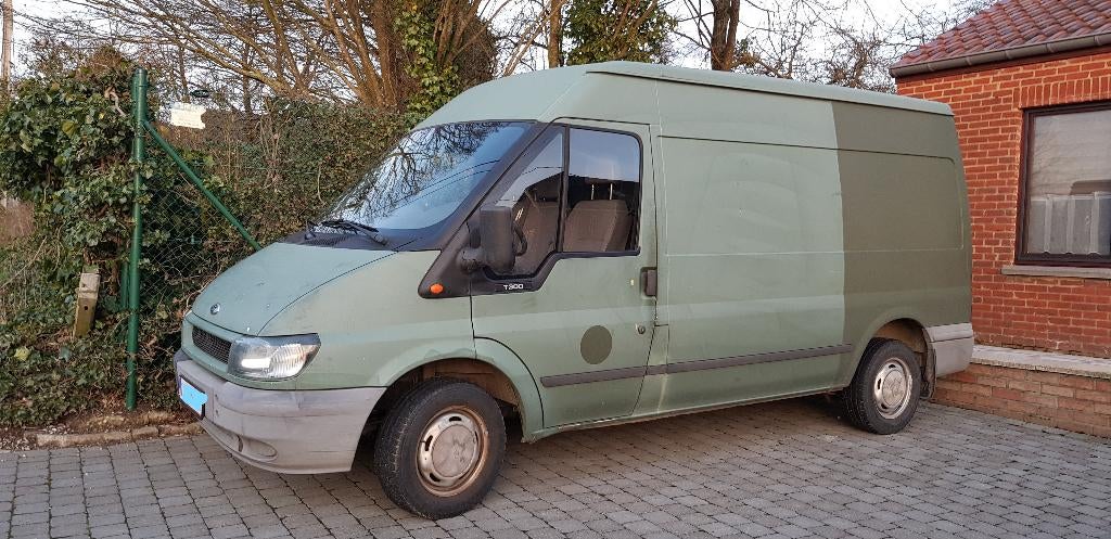 FORD TRANSIT 300M FOURGON, Autos, Achat, 3 places, Boîte manuelle, 5 portes