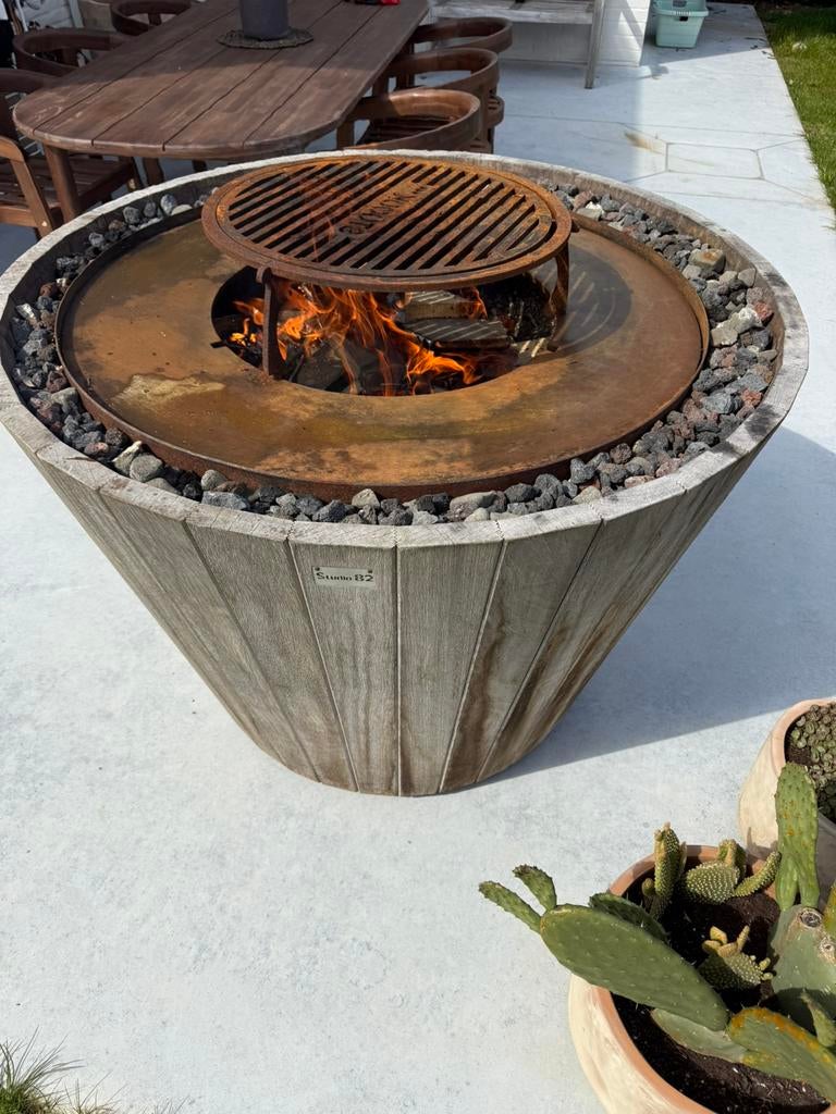 Barbecue ofyr, Enlèvement, Comme neuf