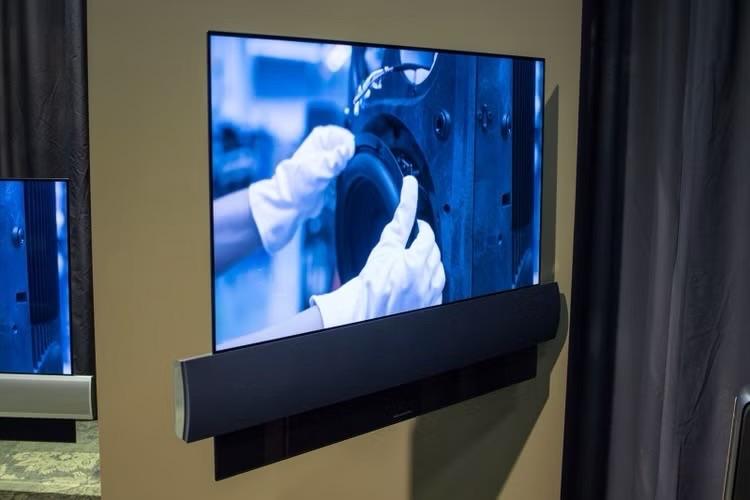 Bang & Olufsen Beovision Eclipse 55 4K UHD + muurbeugel B&O, Audio, Tv en Foto, Ophalen, Info@bang-olufsen.dk, Zo goed als nieuw