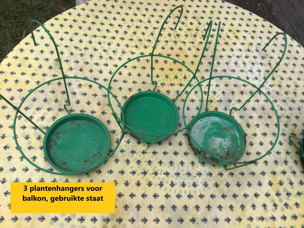 3 ijzeren plantenhangers, Ophalen of Verzenden, Gebruikt, Metaal, Balkon