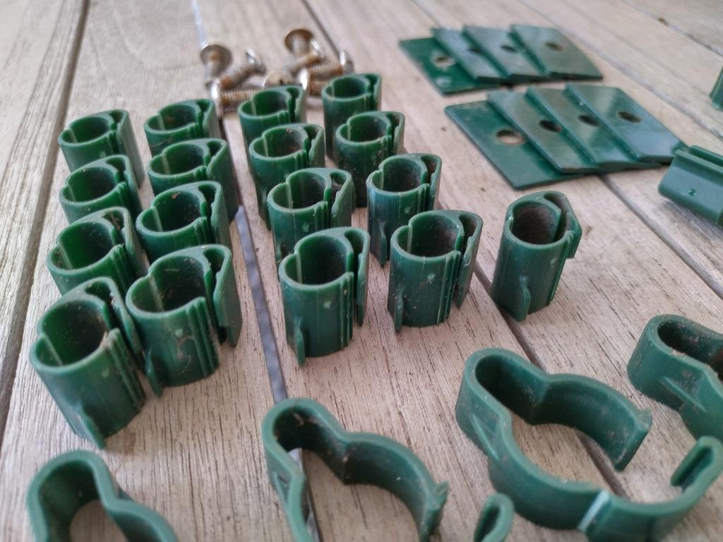 Mighty renclips 'A' en 'E' voor Omlet Eglu kippenhok, Dieren en Toebehoren, Pluimvee | Toebehoren, Ophalen of Verzenden, Zo goed als nieuw